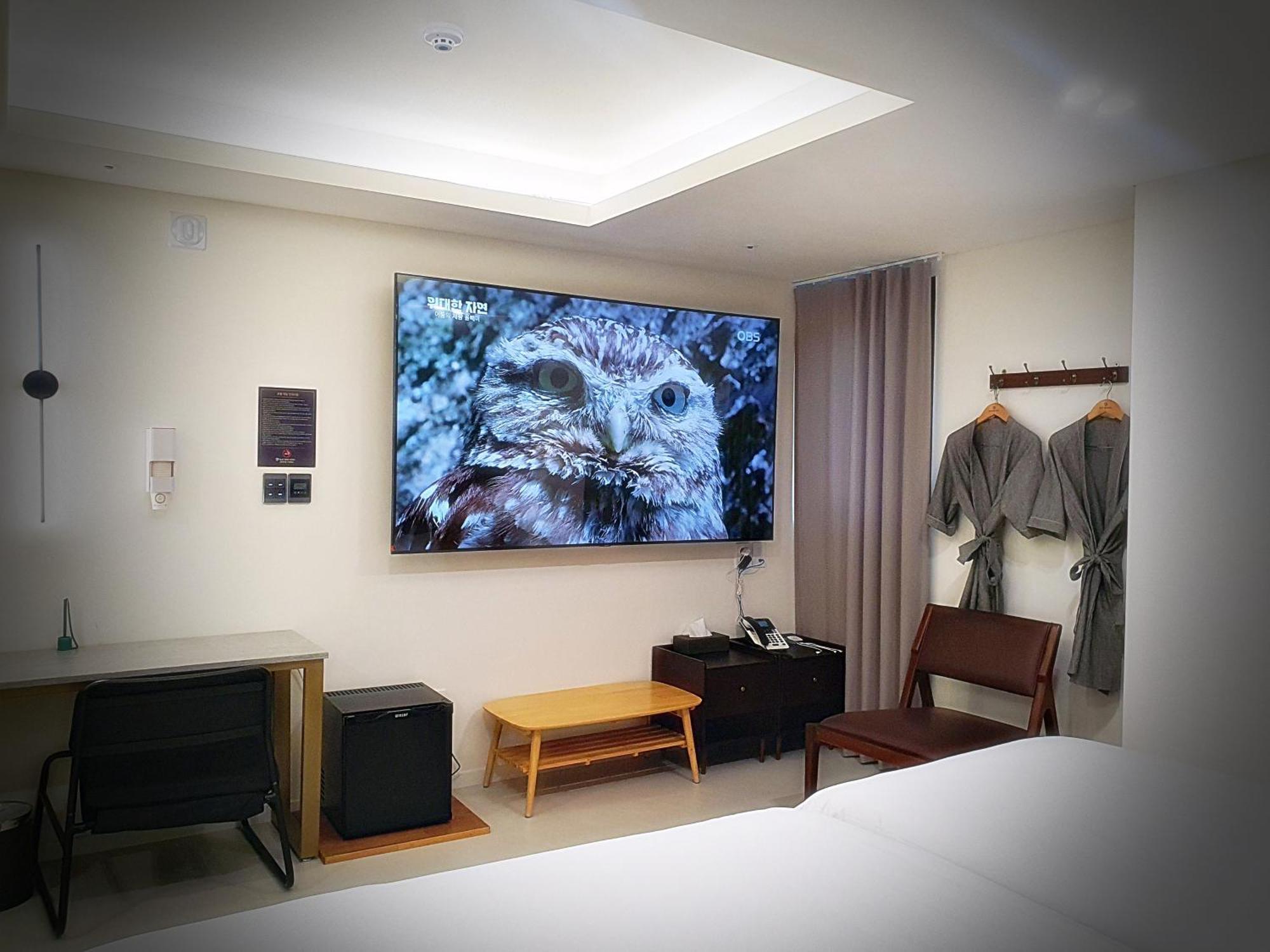 Bluebird Hotel Inczhon Zewnętrze zdjęcie